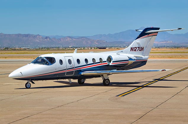 Beechjet 400 image 2