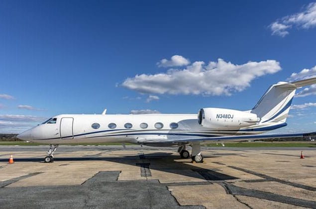 Gulfstream G-IV image 2